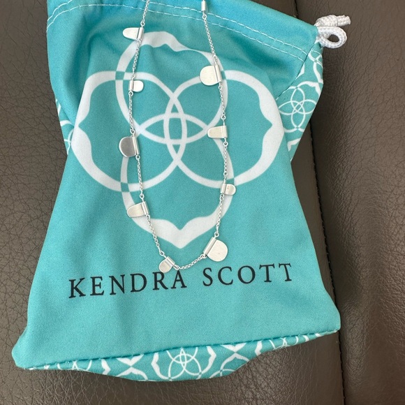 Kendra Scott Jewelry - Kendra Scott Silver Tone Unique and Fabulous Necklace 30% off price offered